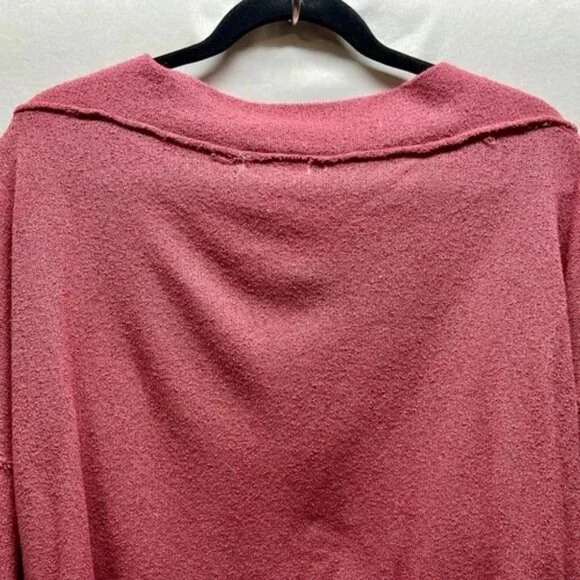 We The Free Stay With Me Hacci Top Women's Small Raspberry Pink Long Sleeve GUC - Picture 5 of 10